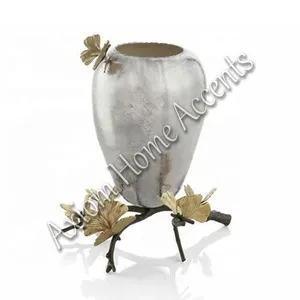 Vase moderne en terre cuite au design chic, idéal pour les plantes et fleurs d'intérieur par Axiom Home Accents Flair Stoneware - Product Image 2