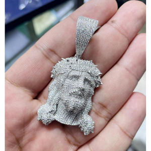 Pendentif tête de Jésus Hip Hop avec couronne d'épines et pierres cultivées en laboratoire, plaqué or, certifié GIA - Product Image 1