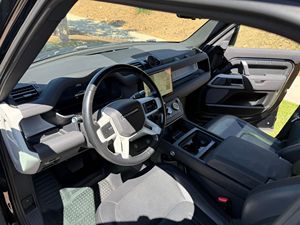Auto Usado de Alto Rendimiento, Land Rover Defender S 110 Trophy Edition 2022, SUV Usado, Listo para Enviar - Product Image 2