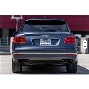 EN STOCK: Bentley Bentayga W12 SUV Usado, Transmisión Manual, Volante a la Izquierda, Interior Oscuro, Motor Turbo, Asientos de Cuero, Neumáticos R21 - Product Image 1