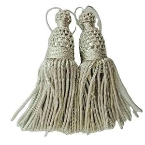 Cordons à pampilles de 12 cm pour la décoration de vêtements liturgiques et de logos d'uniformes, style vente en gros - Product Image 1