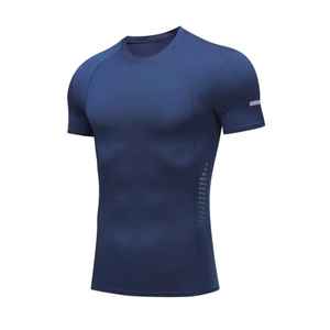 T-shirt de sport slim fit pour homme, col rond, en polyester, avec impression de logo personnalisé. - Product Image 4