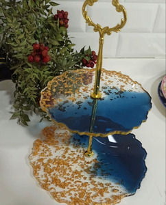 Support à gâteau décoratif haut de gamme en résine avec effet cristal et piédestal élégant pour la présentation de gâteaux pour mariage, anniversaire et décoration de fête - Product Image 1