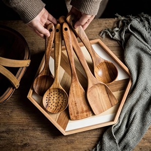 Cucharas de Cocina y Servicio de Madera Ecológicas Premium, Acabado Espejo, Mango Largo, Hechas a Mano, Juego de Utensilios de Cocina para Bodas, Hecho en India - Product Image 5