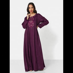 Stylish and Long <b>Kaftan</b> for Women - Product Image 3