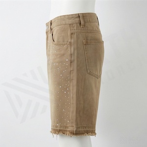 กางเกงยีนส์ขาสั้นคุณภาพพรีเมียมสำหรับผู้ชาย กางเกงยีนส์ขาสั้นสั่งทำพิเศษด้วยวัสดุระบายอากาศคุณภาพสูง สวมใส่สบายทรงปกติ - Product Image 3