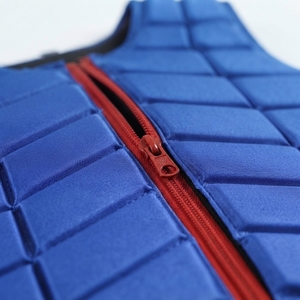 Chaleco de Protección Acolchado para Montar a Caballo con Cierre Frontal y Cordones Laterales Ajustables para Entrenamiento Ecuestre - Product Image 2