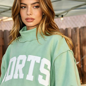 Sudadera de cuello alto oversize verde menta para mujer con estampado de letras deportivas, manga regular, de algodón tejido transpirable y cuello simulado. - Product Image 3