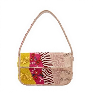 Bolso de Hombro Bordado con Cuentas Acrílicas Hecho a Mano en Forma de Trapezoide para Mujer, Mini Bolso de Moda con Cierre de Cremallera - Product Image 3