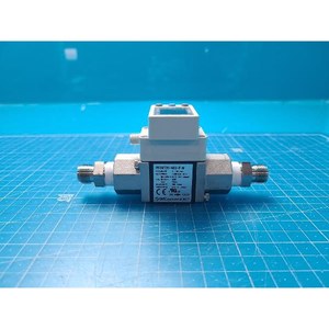 SMC PF3W720-NO3-F-M สวิตช์ควบคุมการไหลแบบดิจิตอลสำหรับน้ำ ใช้เป็นอะไหล่อุปกรณ์เซมิคอนดักเตอร์รุ่นเก่า - Product Image 6