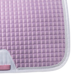 Tapis de selle de luxe respirants en tissu de haute qualité avec motifs personnalisés, tailles et logos sur mesure, usage polyvalent - Product Image 3