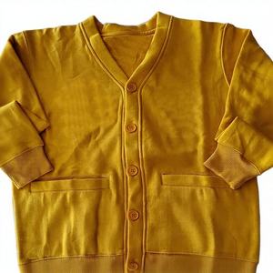 Cardigan universitaire personnalisé avec patch en chenille, veste en tricot épaisse anti-plis, uniforme scolaire, tenue d'équipe - Product Image 1