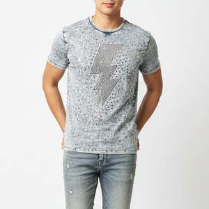 เสื้อยืดผู้ชายปักเพชรแบบ OEM ขายส่ง เสื้อยืดแขนสั้นคอกลมสำหรับออกกำลังกาย ดีไซน์พรีเมียม คอริงเกอร์ ปักเพชร - Product Image 1