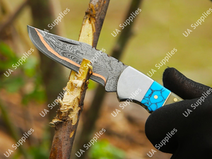 Cuchillo Plegable Profesional de Acero Damasco Sanmai con Cobre, 58 HRC, Afilado como una Navaja, Mango de Hueso de Camello y Turquesa, Cuchillo de Bolsillo EDC para Camping - Product Image 3