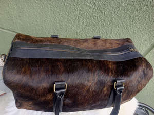 Sac de voyage en cuir de vachette personnalisé avec poils, sac de week-end, sac de sport, fermeture éclair de luxe, portable LHDB-0119 - Product Image 4