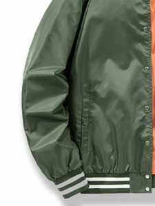 Service OEM – Nouvelle veste de baseball décontractée en satin brodé personnalisée pour homme, avec doublure en polyester imperméable - Product Image 3