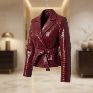 Blazer en similicuir gaufré croco bordeaux pour femme, col ouvert, manches longues, veste d'automne longueur normale avec fermeture à ceinture - Product Image 4