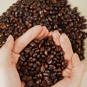 Granos de Café Verde QQ Eco, Calidad de Exportación, Variedad Arábica Seleccionada, Completamente Lavados para Tostado e Industria, de Vietnam - Product Image 2