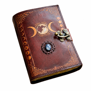 NEW ERA Cuaderno de Regalo Vintage Triple Luna Diosa Cosido con Hilo, Cuero Genuino, Papel de Algodón, Borde Irregular, 120 Hojas - Product Image 1