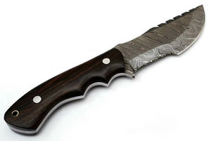 Cuchillo de Caza de Acero de Damasco Hecho a Mano de Alta Calidad con Mango de Madera y Funda de Cuero, Cuchillo para Acampar y Cazar al Aire Libre - Product Image 3