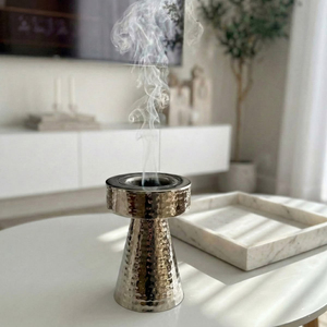 Quemador de incienso hecho a mano de acero inoxidable martillado, difusor aromático redondo para decoración de mesa en el hogar, uso durante todo el año, quemador de Bakhoor. - Product Image 3
