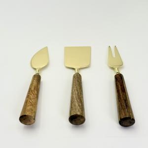 Juego de 3 espátulas para mantequilla, mermelada y queso, de acero inoxidable, con diseño creativo y chapado en oro, con mango de madera. - Product Image 2