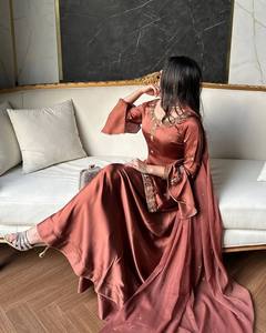 Ensemble Salwar pour femme en satin de soie 100% rose uni, brodé, avec haut à manches longues, palazzo et dupatta, pour mariage, fête de l'Aïd - Product Image 4