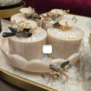 Ensemble de pots en résine de luxe avec un design texturé et un motif de fruits pour la décoration de la cuisine, la vaisselle, les cadeaux, la conservation de la fraîcheur - Product Image 1