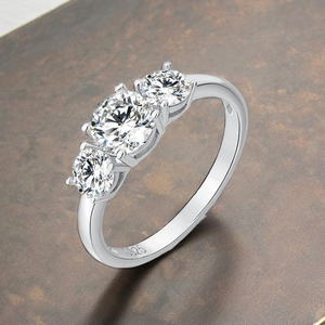 Bague en moissanite Starspire 1 carat, taille ronde, couleur D, pureté VVS1, bijoux fins, cadeau de fiançailles et de mariage pour femme, en argent sterling S925 - Product Image 2