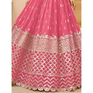 Séduisante Paillettes Roses Georgette Demoiselle D'honneur Lehenga Choli Avec Dupatta - Product Image 2