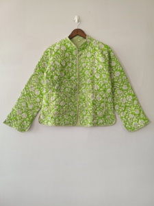 Veste en coton matelassée réversible à motifs floraux, imprimée à la main, style bohème avec lurex, pour l'hiver et l'été - Product Image 1