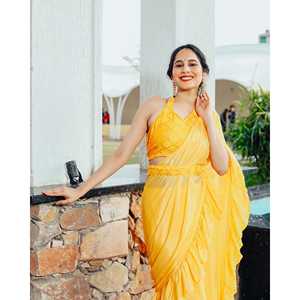 Sari Sharara tendance ethnique indien en viscose et mousseline, coupe trapèze, taille naturelle, pour festivals et mariages, jaune - Product Image 3