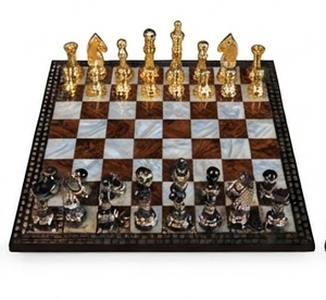 Juego de Ajedrez de Metal de Lujo, Piezas de Ajedrez de Latón Antiguo Plateado, Tablero de Ajedrez Clásico, Juego de Mesa de Alta Calidad Hecho a Mano - Product Image 4