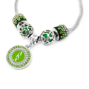   Bracelet à breloques rond vert pour femme, bijoux élégants de couleur verte et dorée inspirés des sororités, pendentif rond élégant pour poignet - Product Image 1