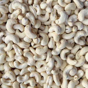 Nueces a Granel Baratas SANTIGO, Anacardos W240 Envasados al Vacío, Exportados al Medio Oriente, Anacardos W320 - Product Image 1