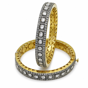 Pulsera Kada de Plata de Ley 925 Chapada en Oro de Lujo Tradicional para Mujer con Polki Blanco y Filigrana - Product Image 3