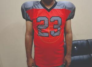 Uniformes de Fútbol Americano de Último Diseño - Estilo Universitario con Cuello en V y Sublimación - Product Image 5