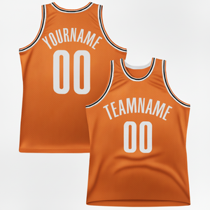 Uniforme de Baloncesto Sublimado Clásico de Secado Rápido, Jersey de Baloncesto en Blanco - Product Image 1