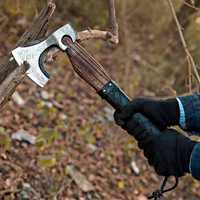 Hache à main industrielle portable de qualité supérieure, design Viking, en acier à haute teneur en carbone, manche en bois noir, pour la randonnée et le camping