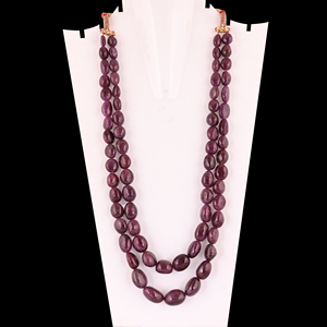 Collar clásico hecho a mano con cuentas de dos capas y relleno de cristal natural rubí de Ishu Gems, modelo IG23551 - Product Image 3