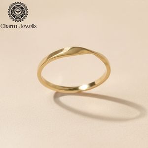 Anillo de Compromiso Minimalista de Plata Charm Jewells, Diseño Geométrico, Unisex, para Uso Diario, con Moissanita, Estilo Clásico, IGI - Product Image 1
