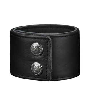 Pulsera de Cuero Ecológica Black Sheep LW-1009 con Dos Botones Metálicos, Diseño Grabado, Ajustable, Accesorio de Moda para Exteriores - Product Image 3