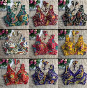 Collection de blouses prêtes-à-porter en soie crêpe de qualité supérieure, avec manches rembourrées et broderies lourdes, fournisseur indien - Product Image 6
