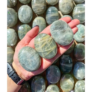 Piedra de Aguamarina Natural, Piedra de Palma, Chakra, Reiki Espiritual, Meditación, Feng Shui, Figura Hecha a Mano, Regalo - Product Image 3