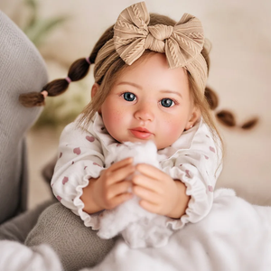 Poupée Reborn Babeside Candy de 22 pouces, petite fille tachetée, tête et membres en vinyle, corps en tissu, poupée bébé Reborn - Product Image 2