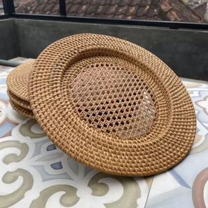 Assiettes de présentation brunes en rotin tressé à la main, décoration de table naturelle pour hôtels, restaurants et événements de mariage, fabriquées au Vietnam - Product Image 6