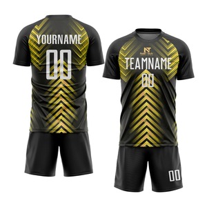 Vêtements de sport confortables pour hommes, uniforme de football 100% polyester, uniforme de football sur mesure pour hommes - Product Image 6