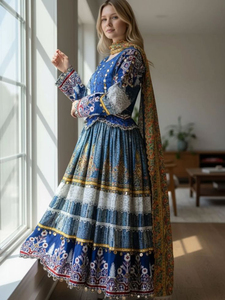 Vestidos de Diseñador de Lujo para Mujer con Tela de Chifón Fluida, Detalles Delicados y Cortes Elegantes para Fiestas y Eventos Formales - Product Image 1