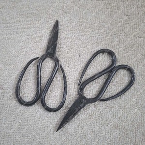 กรรไกรตีเหล็กโบราณทำมือ รุ่น TT-5122 - Product Image 2