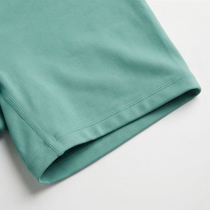Conjunto Deportivo de 2 Piezas para Mujer, Verde Sólido, Bra Deportivo Tejido y Pantalones Cortos por Encima de la Rodilla, Transpirable, Spandex, Nailon, Ropa Deportiva - Product Image 6